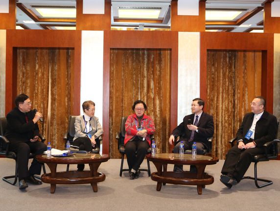 Chen Haosu,President, China-Russia Friendship Association presiding over the China-Russia relations forum