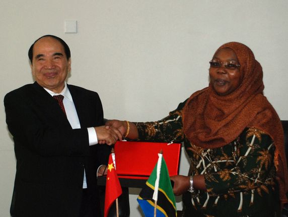 Holding talks with Hawa Ghasia, Minister of State in the Prime Minister’s Office for Regional Administration and Local Government of Tanzania